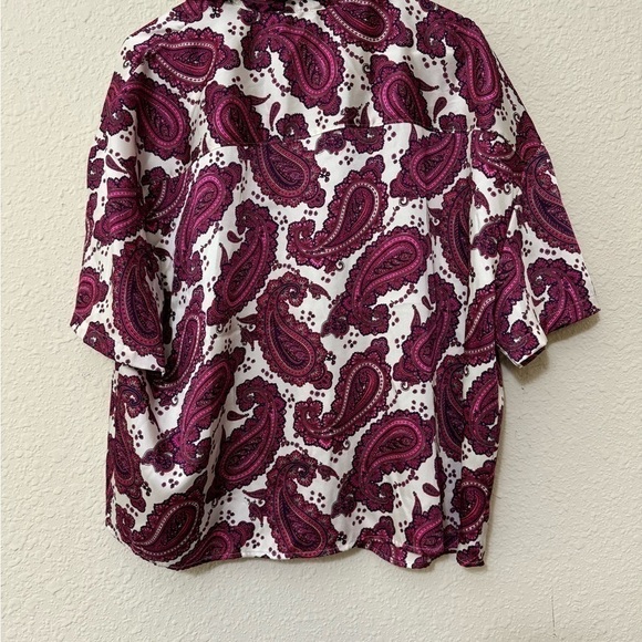Paisley Short Sleeve Button Up Top - Picture 4 of 7